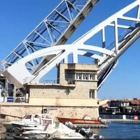 Le Quai De Bosc Apartamento